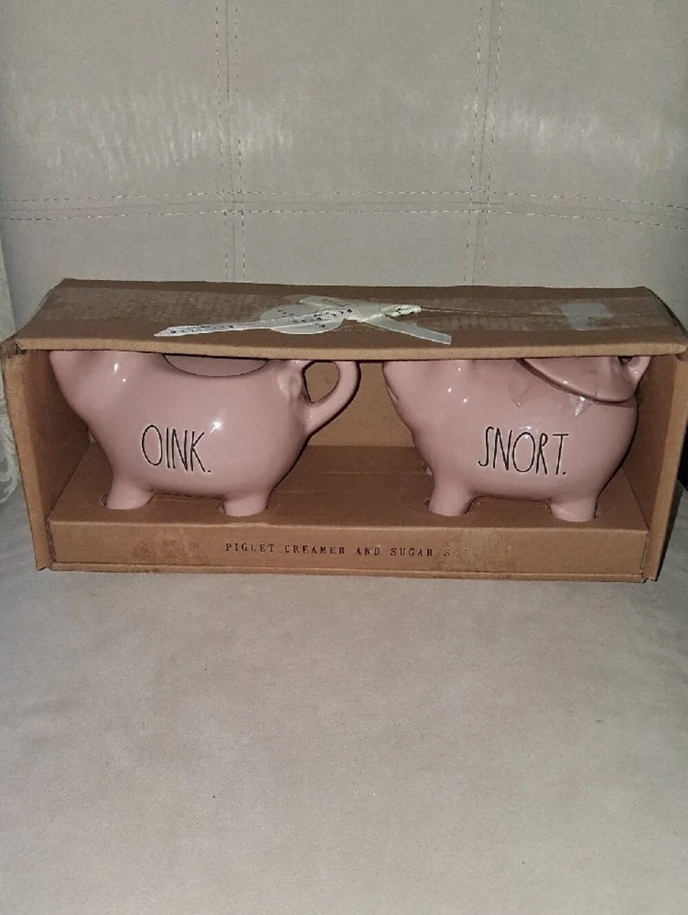 Rae Dunn Creamer and Sugar Set